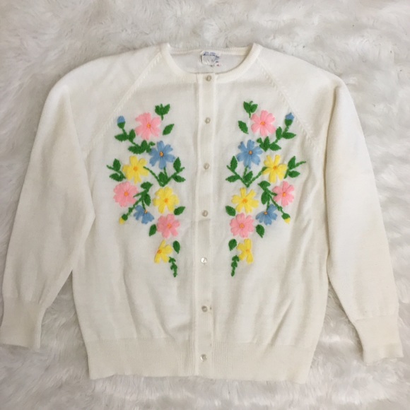 Vintage Sweaters - Vintage Spring Floral Colorful Cardigan